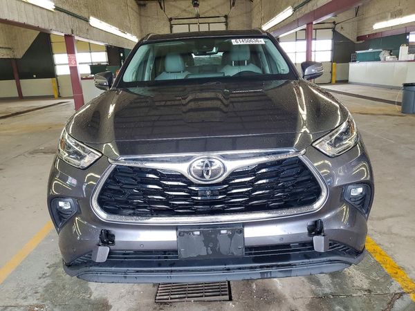 2021 TOYOTA HIGHLANDER