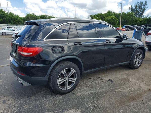 2016 MERCEDES-BENZ GLC GLC300