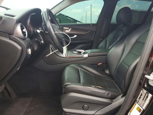 2016 MERCEDES-BENZ GLC GLC300
