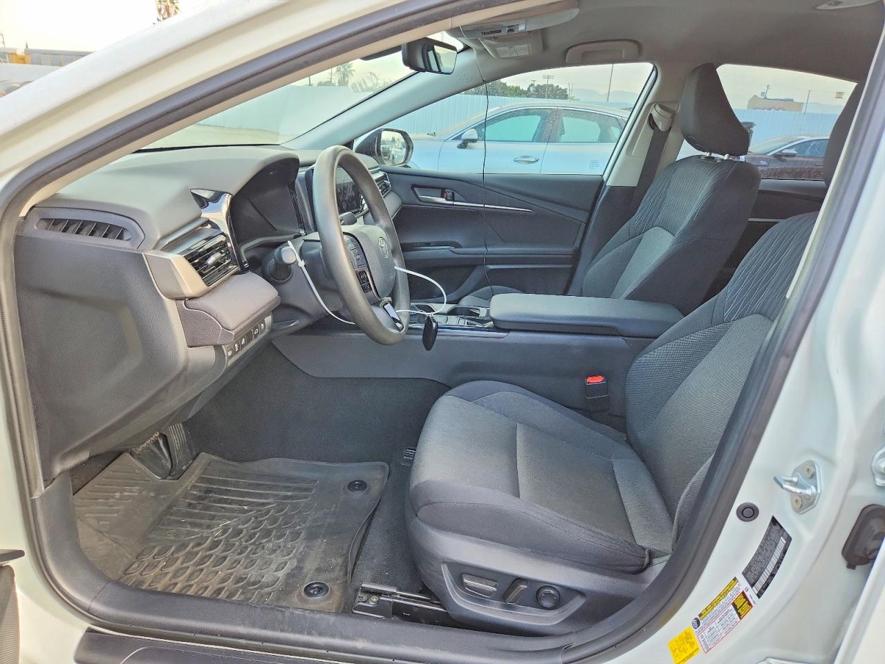 2025 TOYOTA CAMRY