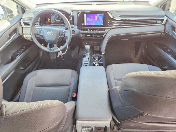 2025 TOYOTA CAMRY