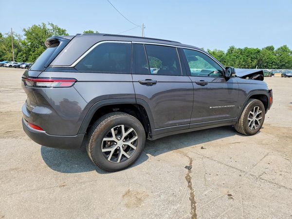 2025 JEEP GRAND CHEROKEE