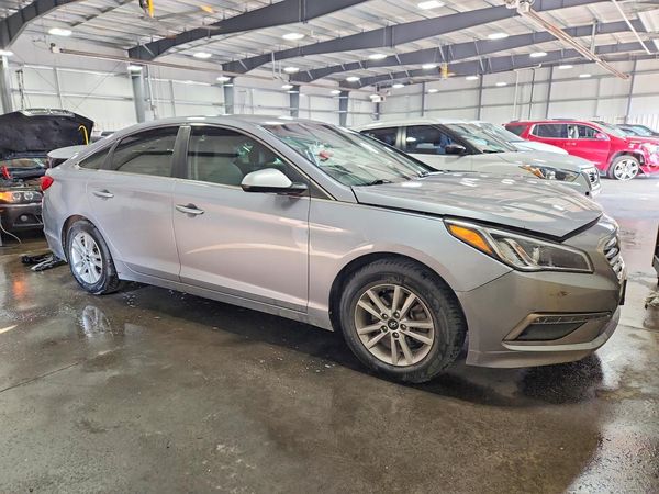 2015 HYUNDAI SONATA SE, ECO — Passenger 3/4