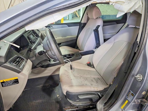 2015 HYUNDAI SONATA SE, ECO — DENT