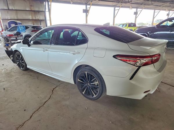 2020 TOYOTA CAMRY XSE
