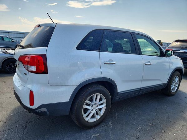 2015 KIA SORENTO GL