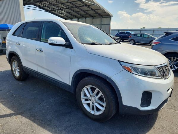 2015 KIA SORENTO GL
