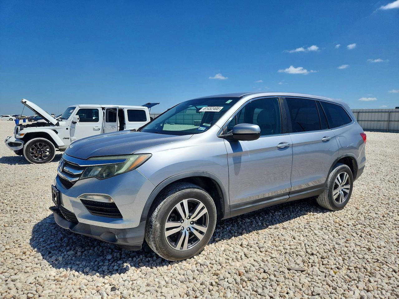 2017 HONDA PILOT EX — Front 3/4
