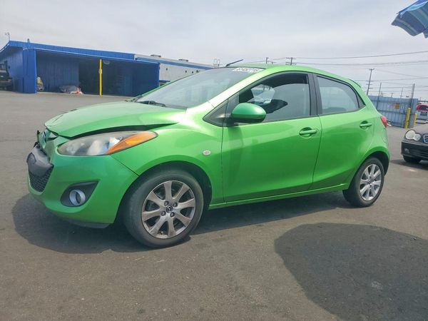 2013 MAZDA MAZDA2 Touring/GS