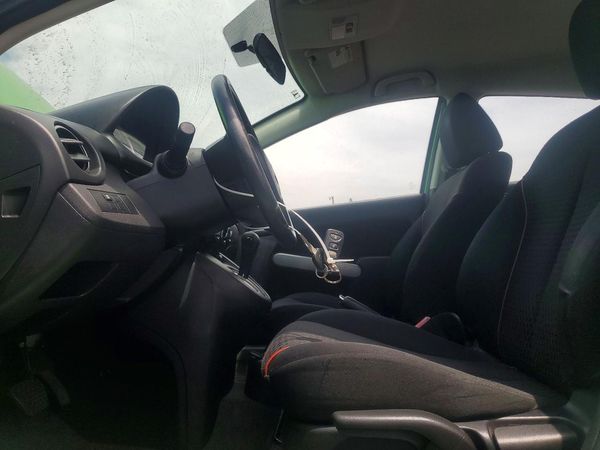 2013 MAZDA MAZDA2 Touring/GS