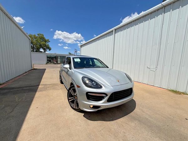 2014 PORSCHE CAYENNE GTS