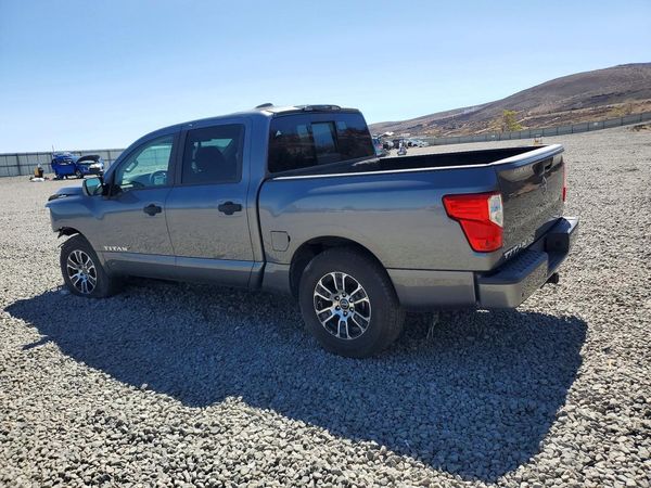 2024 NISSAN TITAN Crew Cab