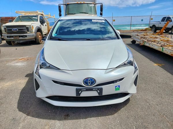 2017 TOYOTA PRIUS