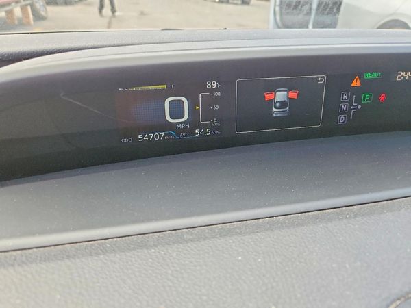 2017 TOYOTA PRIUS