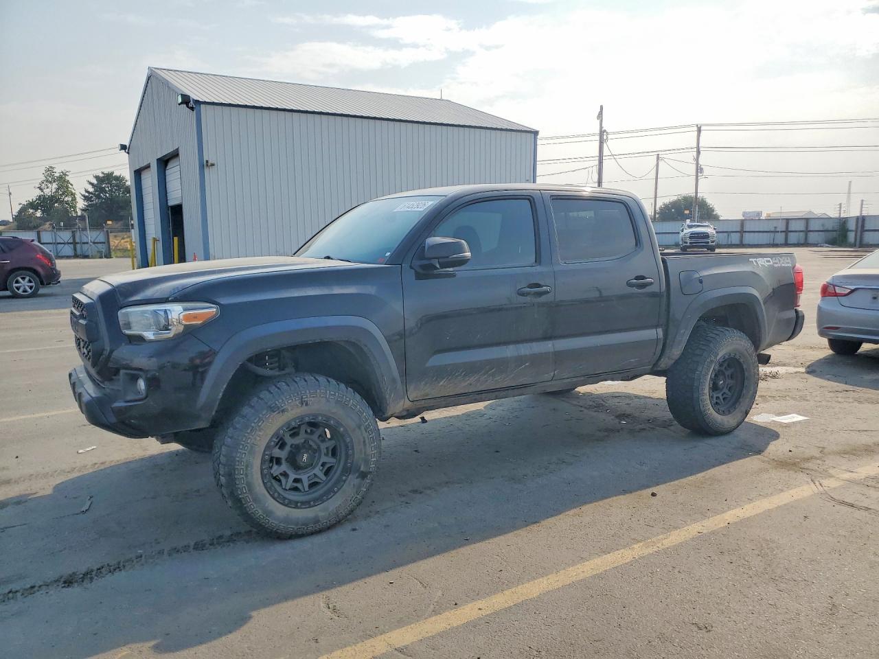 2019 TOYOTA TACOMA SR5