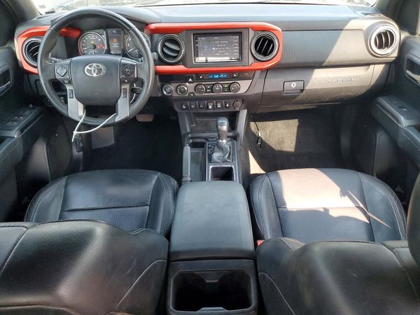 2019 TOYOTA TACOMA SR5