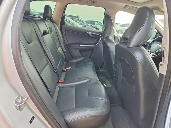 2014 VOLVO XC60 — PSRS