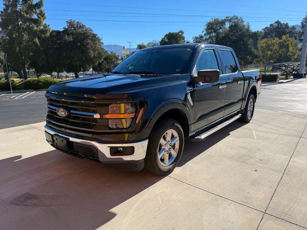 2025 FORD F150 XLT