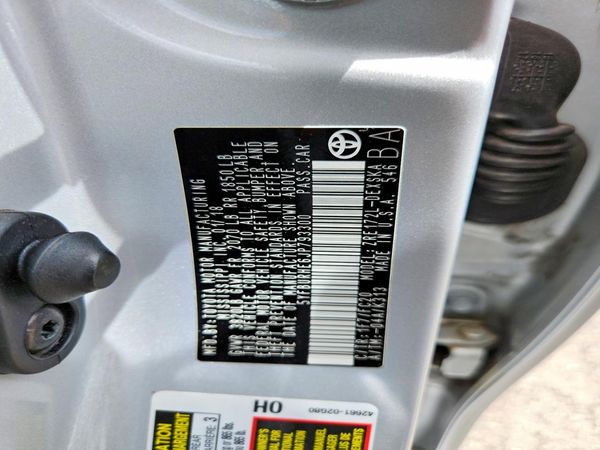 2018 TOYOTA COROLLA