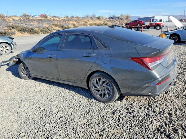 2024 HYUNDAI ELANTRA