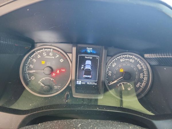 2016 TOYOTA TACOMA