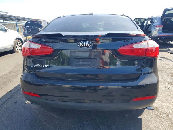 2015 KIA FORTE GL(Middle-low grade)