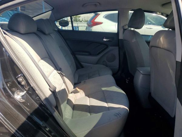 2015 KIA FORTE GL(Middle-low grade)