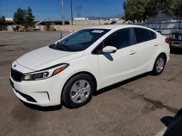 2017 KIA FORTE