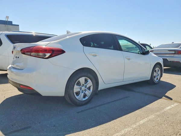 2017 KIA FORTE LX Base