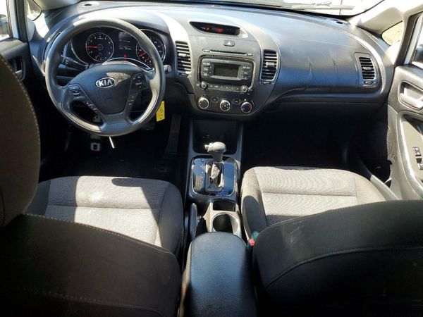 2017 KIA FORTE LX Base