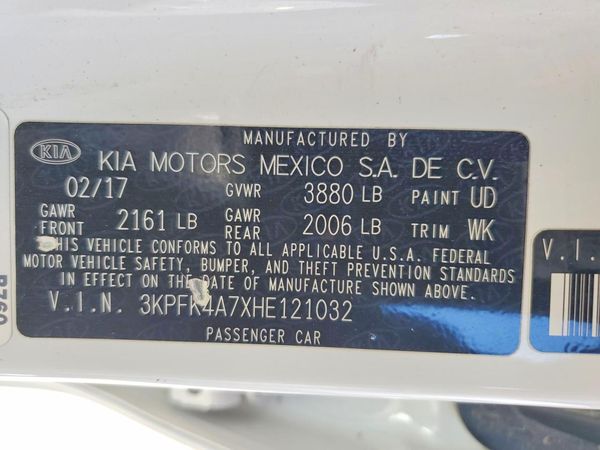 2017 KIA FORTE LX Base