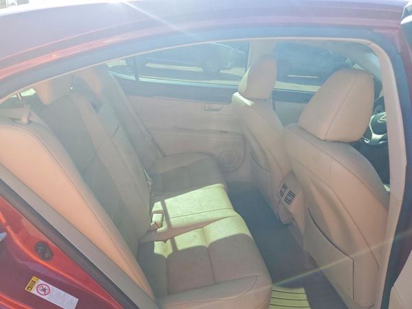 2014 LEXUS ES