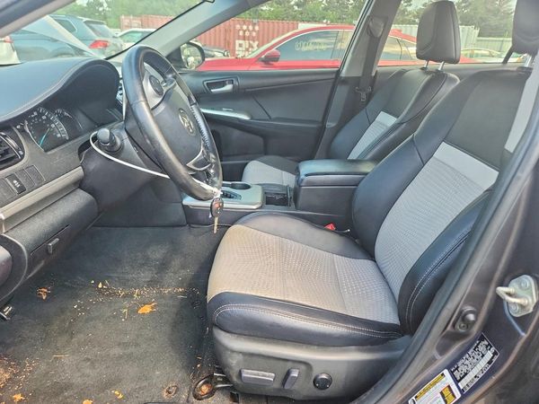 2014 TOYOTA CAMRY