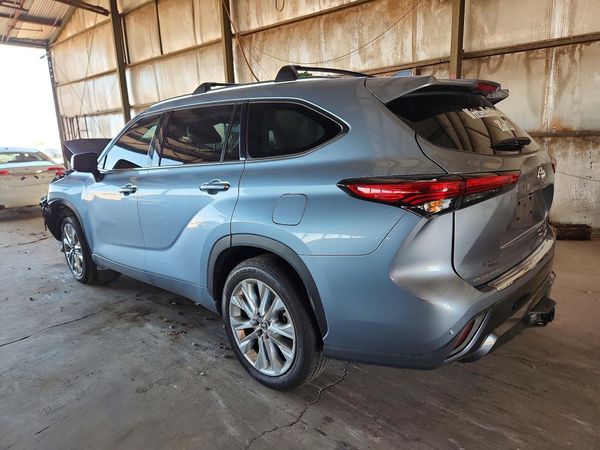 2021 TOYOTA HIGHLANDER Limited