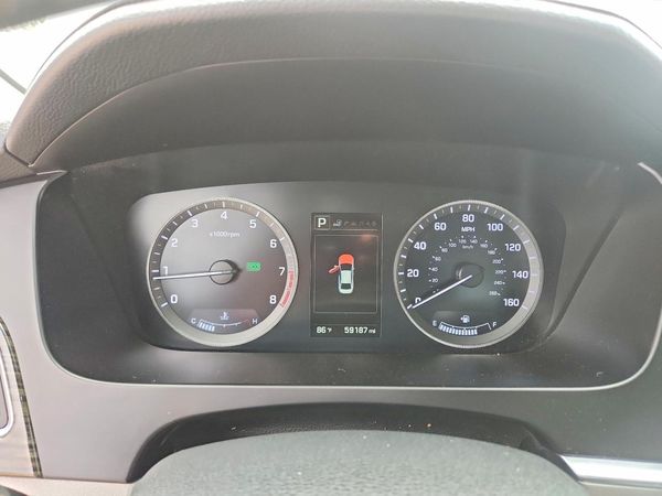 2016 HYUNDAI SONATA