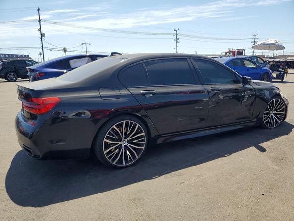 2019 BMW 740