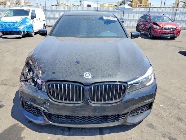 2019 BMW 740