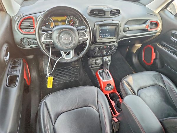 2019 JEEP RENEGADE TRAILHAWK 4X4