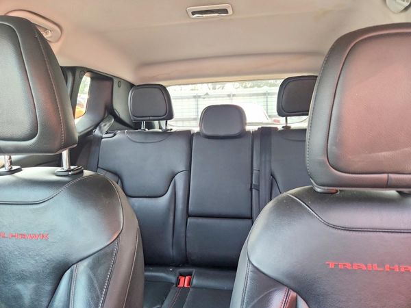 2019 JEEP RENEGADE TRAILHAWK 4X4