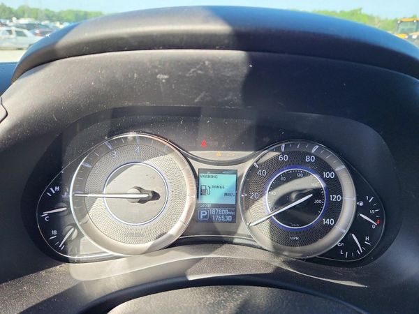 2016 INFINITI QX80