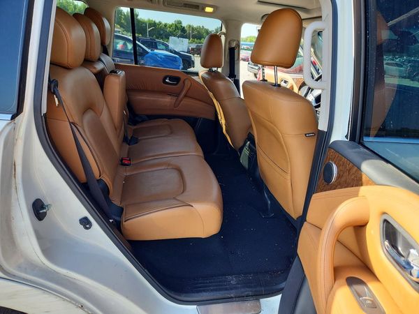 2016 INFINITI QX80