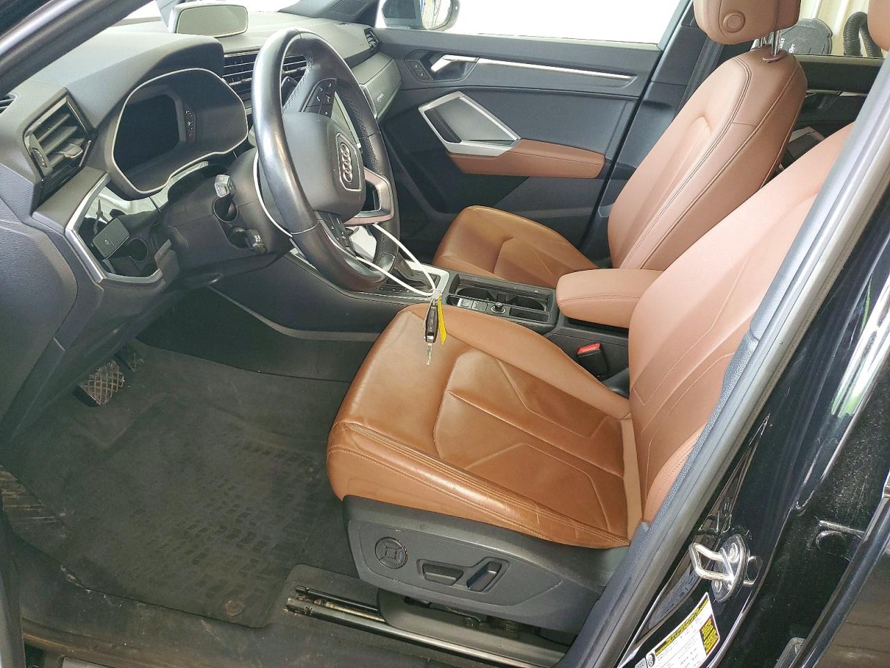 2022 AUDI Q3 S Line quattro Premium