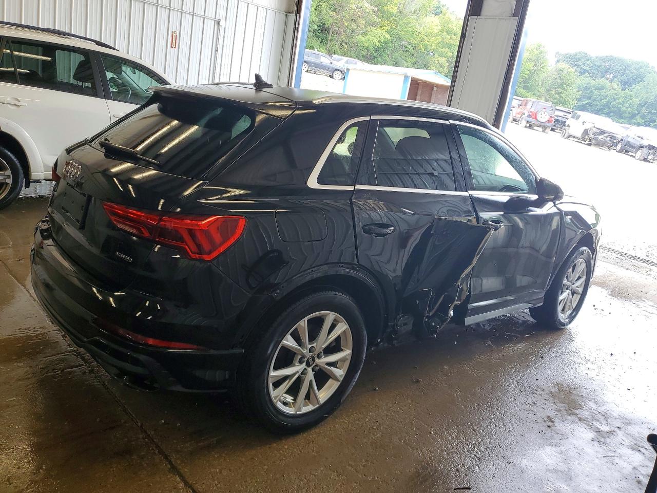 2022 AUDI Q3 S Line quattro Premium