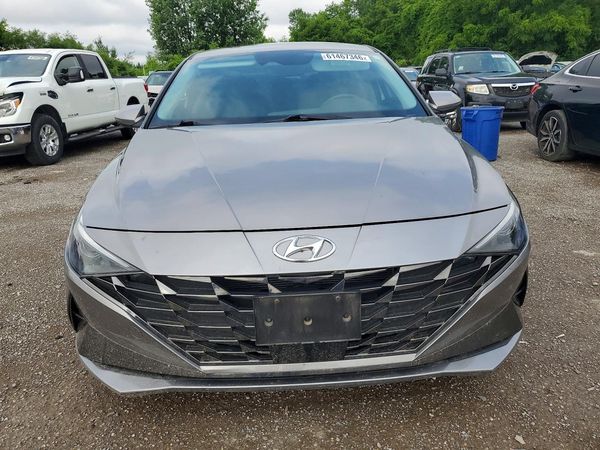 2023 HYUNDAI ELANTRA SEL Premium