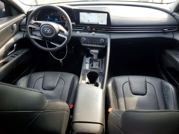 2023 HYUNDAI ELANTRA SEL Premium