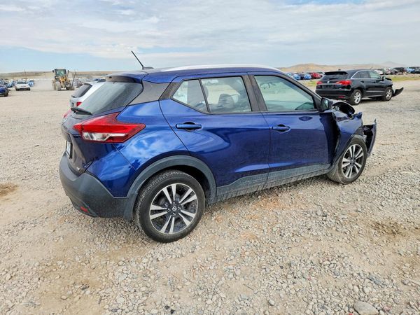 2019 NISSAN KICKS