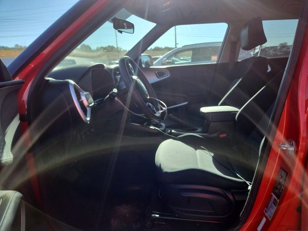 2021 KIA SOUL LX, S, X-Line
