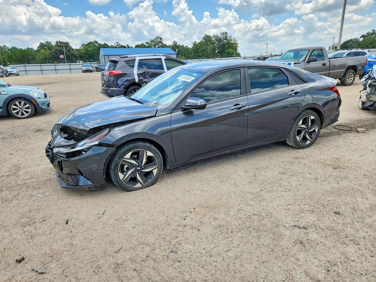 2023 HYUNDAI ELANTRA