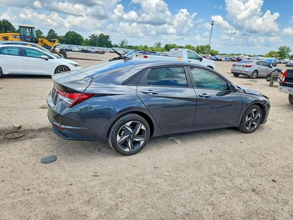 2023 HYUNDAI ELANTRA