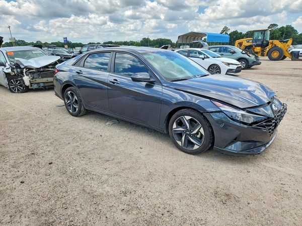 2023 HYUNDAI ELANTRA